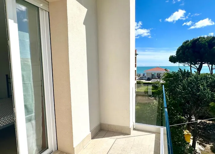 M026 - Marcelli, Nuovo Trilocale Con Terrazzo A 80 Metri Dal Mare * Marcelli